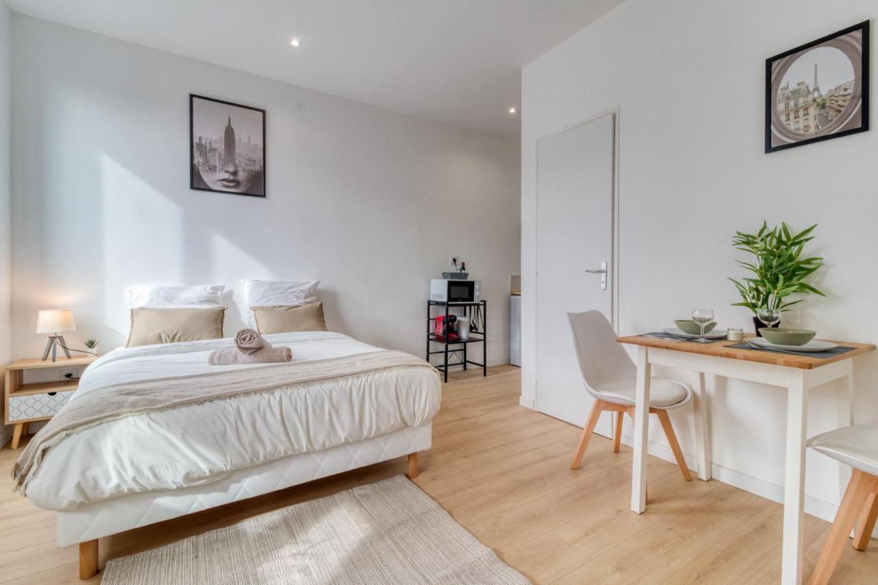 1225Location Apartment Cambrai Exterior photo